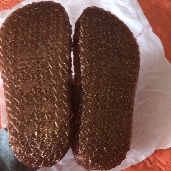 Mini Melissa - Picture 3 of 3